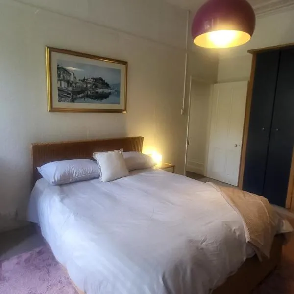 Quirky Central Bromley Apartment、Bromleyのホテル