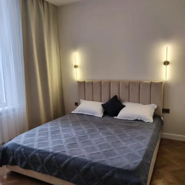 Luxe Апартаменты LandMark Байтерек, Хан-Шатыр, Керуен, золотой квадрат, ξενοδοχείο σε Astana