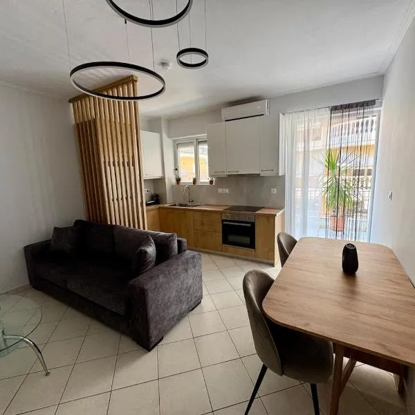Salt & Soul downtown apartment, готель у місті Месолонґіон