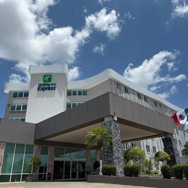 Holiday Inn Express Tapachula by IHG, готель у місті Тапачула