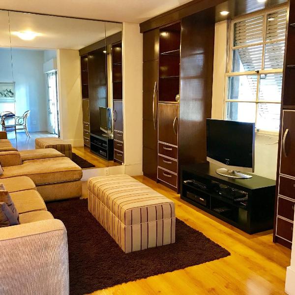 BHaus Family Republica - Grand Apartment 126m2 e 2 suítes - Prédio Histórico - Centro - Ao lado do metrô - Acomoda 4 pessoas - Foto 5