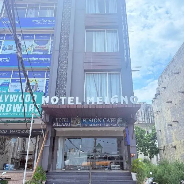 Hotel Melano, hotel in Zirakpur