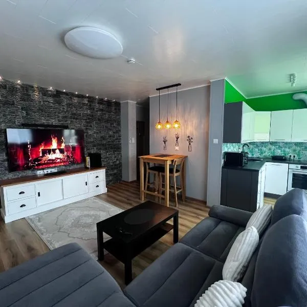 Green- Guest Apartment- Tapa, hotel in Tapa