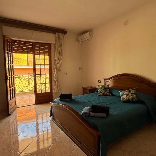 Casa Roma, hotel in Domusnovas