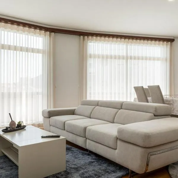 Apartamento de luxo Centro do Porto - ACE Residence, hotel in Porto
