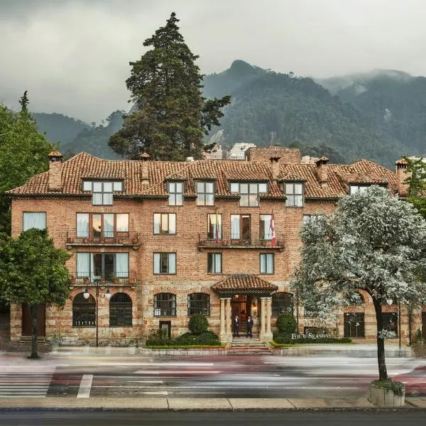 Four Seasons Hotel Casa Medina Bogota, готель у місті La Bella Suiza