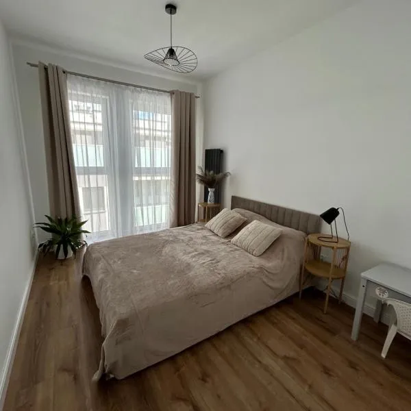 Apartament Parkowa-prywatny parking、オレツコのホテル