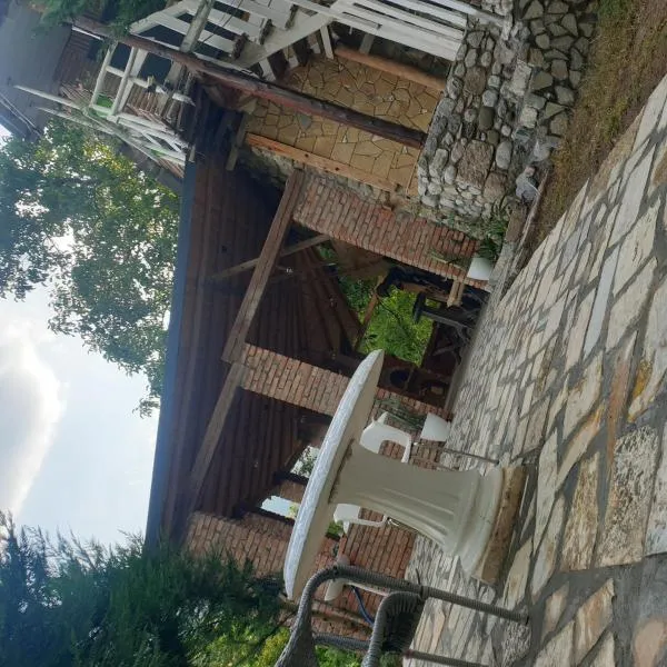 Guesthouse Arber, hotel v destinácii Peshkopi