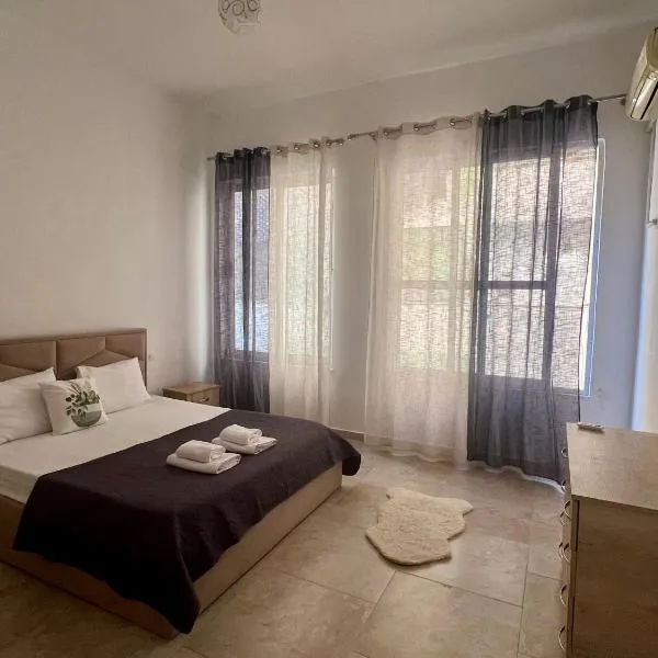 Sea Side Apartments A&G 4, hotel en Durrës