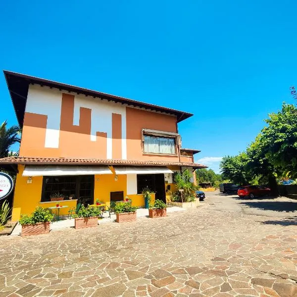 Albergo B&B Tenesi, hotel in Manerba del Garda