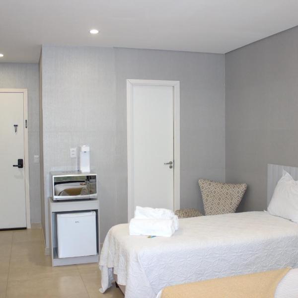 Flat aconchegante - Perto de Tudo - Vista Livre - Estacionamento privativo e Portaria 24h - Wi-Fi 600mbps - Foto 4