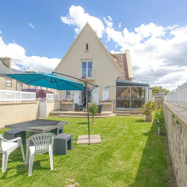 Chambres D'Hôtes LA VILLA CASSINNE - Montebourg dans le Cotentin, hotelli kohteessa Montebourg