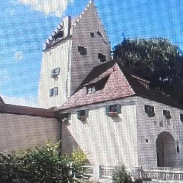 Historischer Stadtturm Fürstentor Greding，格雷丁的飯店