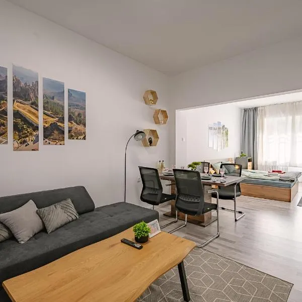 Grand Luxury Condo by NDK and National Stadium with Free Security Parking, hotel in Sofia