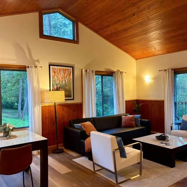 Yulo Kopa, hotel in Ellenborough