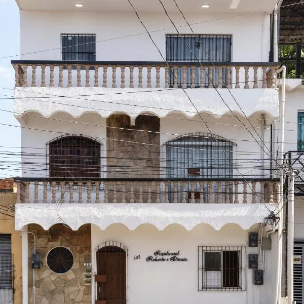 Residencial Roberto e Dinair, Hotel in Belém