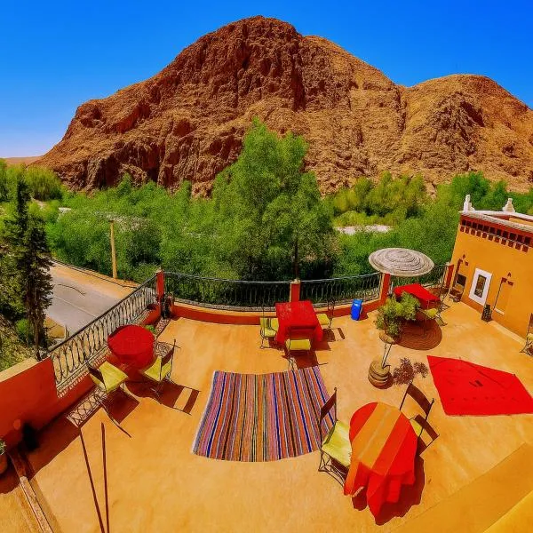 Auberge La Fibule Du Dades, ξενοδοχείο σε Aït Idaïr