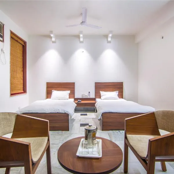 Hotel Bhakti Dhama, khách sạn ở Vrindāvan