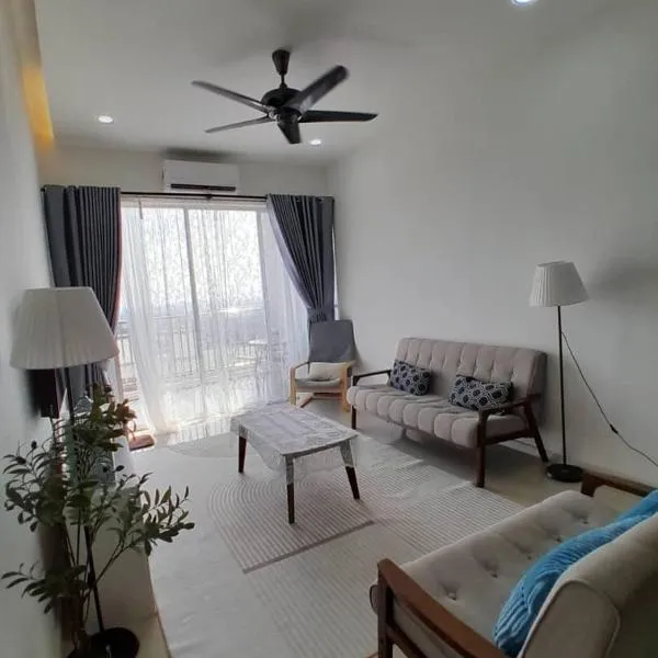 Condominium Crystal Heights, hotel in Taiping