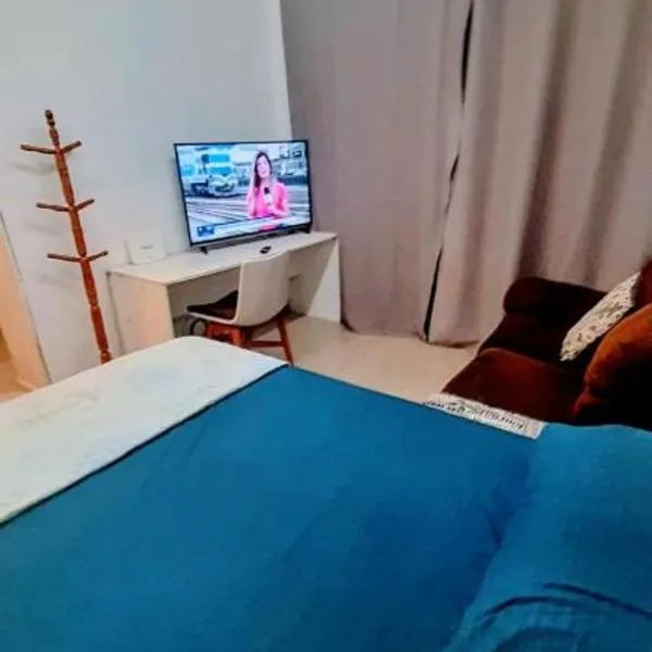 Casa Studio Mega - Garagem Priv - Esp Térreo - WiFi 300 Megas - Home Office a 200 mts Praia da Pompéia, hotel in Santos
