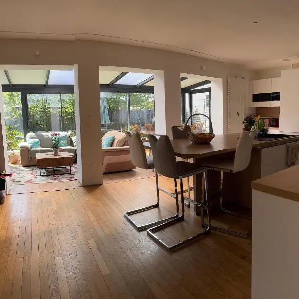 LODGE Site escalade, hotel en Saint-Pierre-lès-Nemours