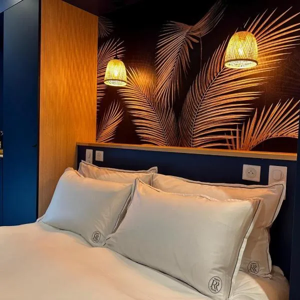 Les Rubys, spas privatifs, piscine chauffée، فندق في Tarcenay