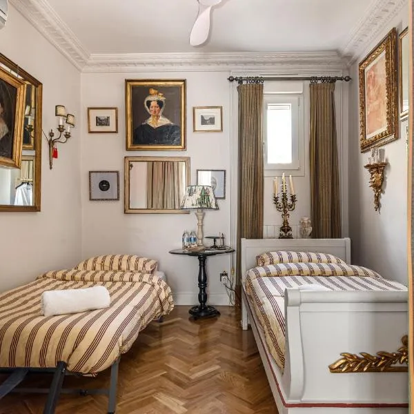 J The Rose Habitación, hotel i Madrid