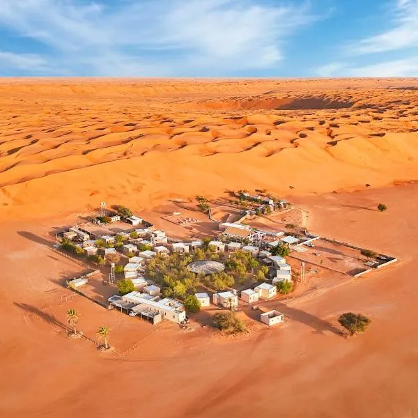 Sama al Wasil Desert Camp, hotel v destinaci Shāhiq