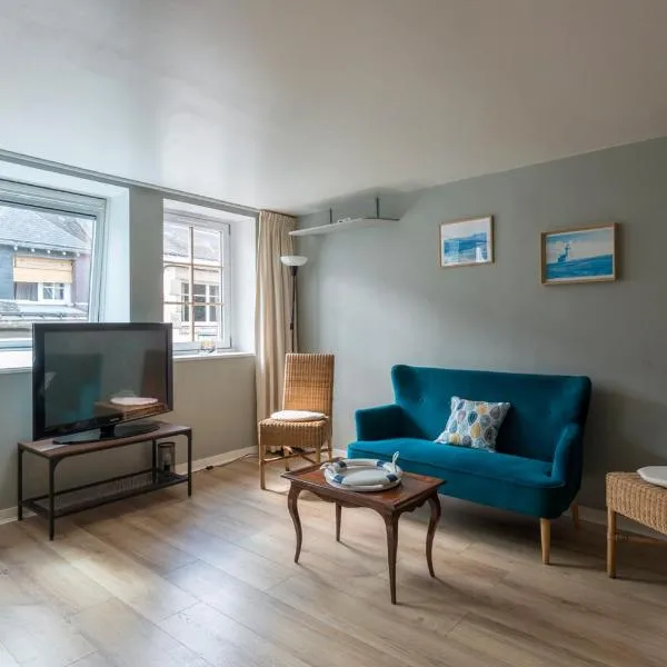 Appartement duplex centre historique d'Auray: Auray şehrinde bir otel