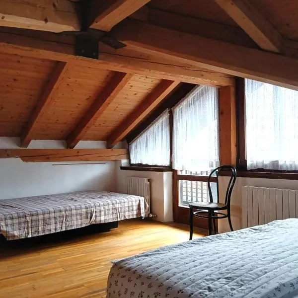 Casa Rosetta nel cuore delle Dolomiti, ξενοδοχείο σε Tonadico