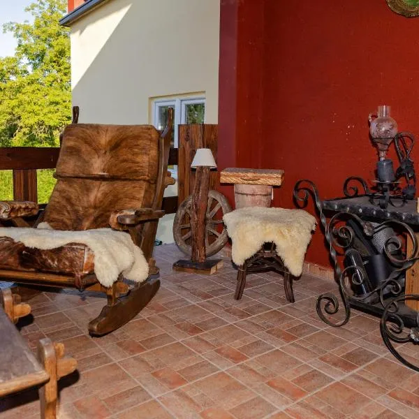 Charly's Apartment, hotel in Smoljanac