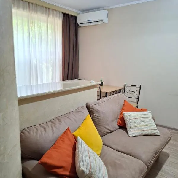 Apartment Nebula Rooms, hotel in Tbilisi City