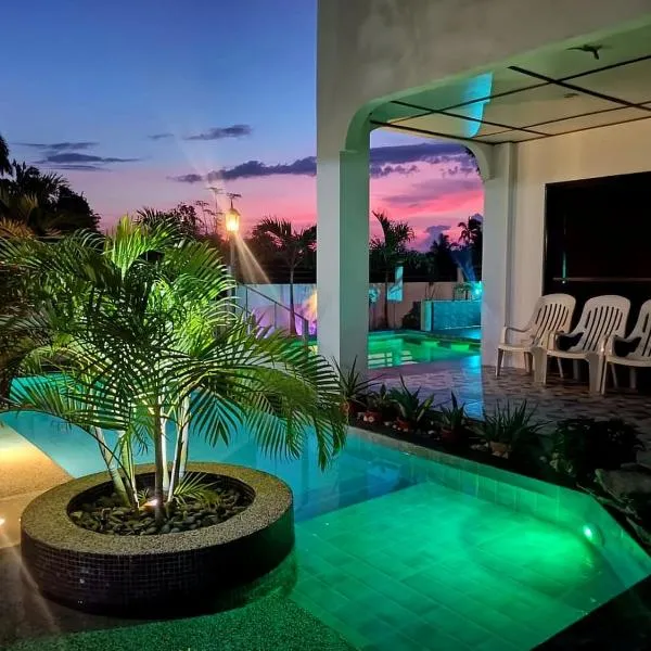 PalomaVilla Resort, hotel v destinaci Panglao