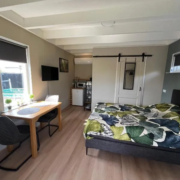 B&B de Bosrand, hotel in Emmen