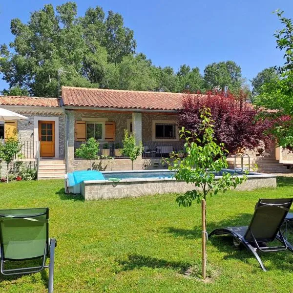 Logis des Falaises, hotel in Pujaut