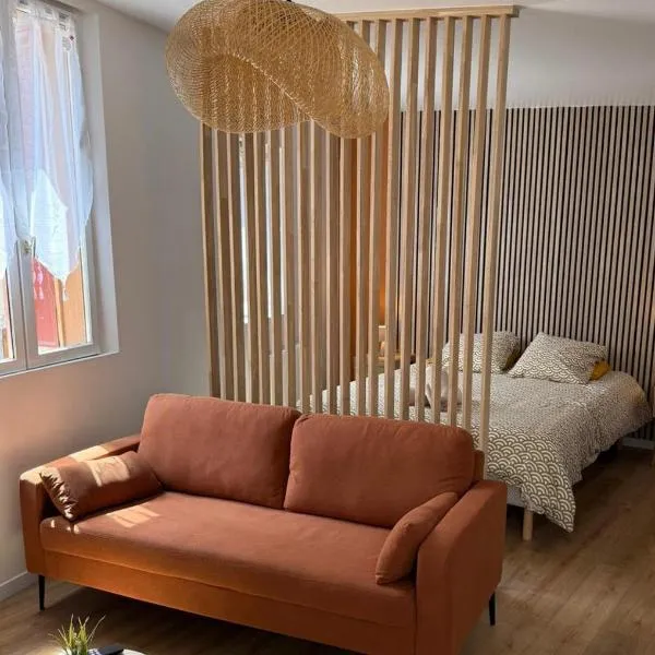 Cocon Écorce & Mandarine, hotel em Joigny