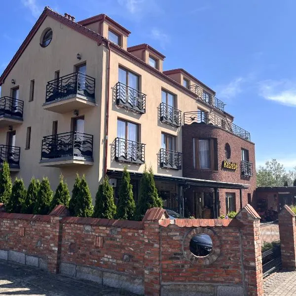 Gościniec Kaszebe, hotel en Łeba
