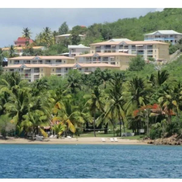 T2 vue mer panoramique, 3 ilets, hotel in Les Trois-Îlets