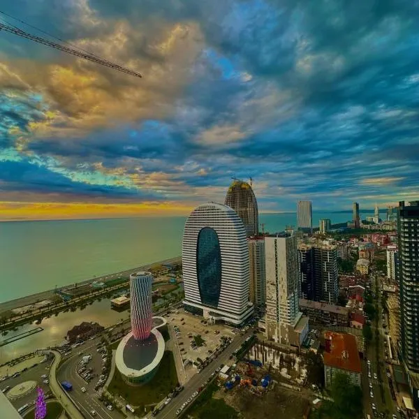 Orbi City Beachfront Sea & City Views, hotel in Batumi
