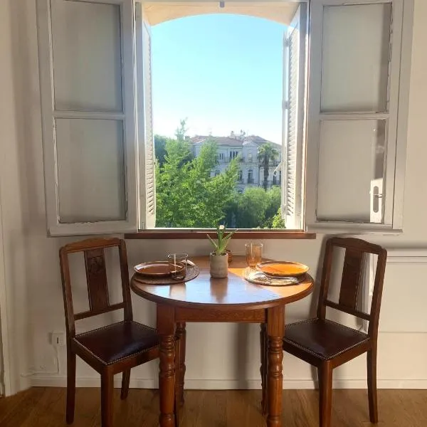 Vintage Apartment - Train Station & Comédie, Hotel in Montpellier