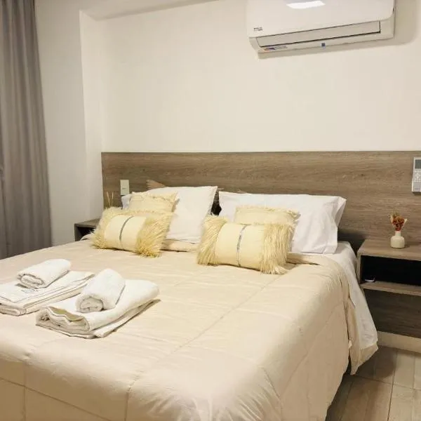 Deanfunes Suites, hotel in Salta
