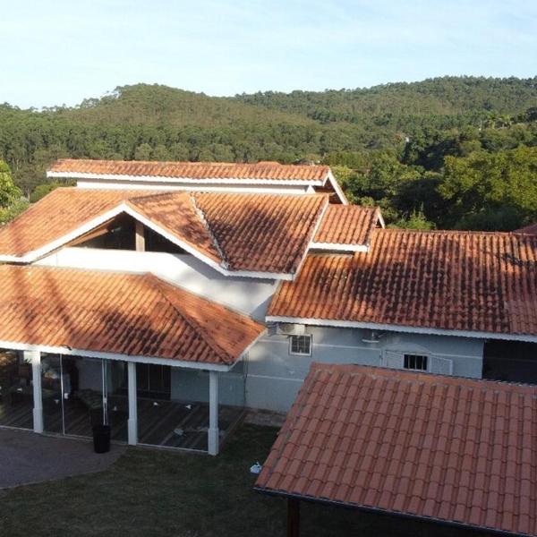 Chácara no cond Porta do Sol com Piscina aquecida, hidro e natureza