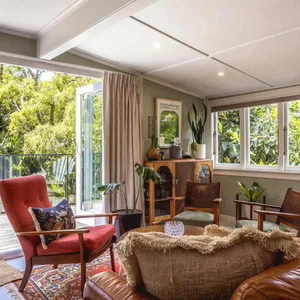 Hillside Hideaway, khách sạn ở Waiheke Island