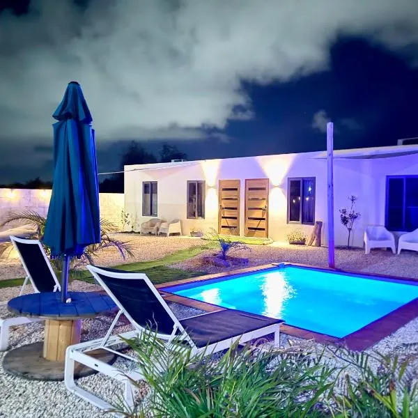 Central Curaçao Getaway 9min to Beach & Airport, hótel í Willemstad