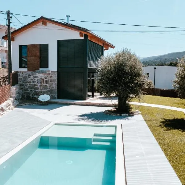 Refugio das Poldras-Villa 63, хотел в Мондим де Басто