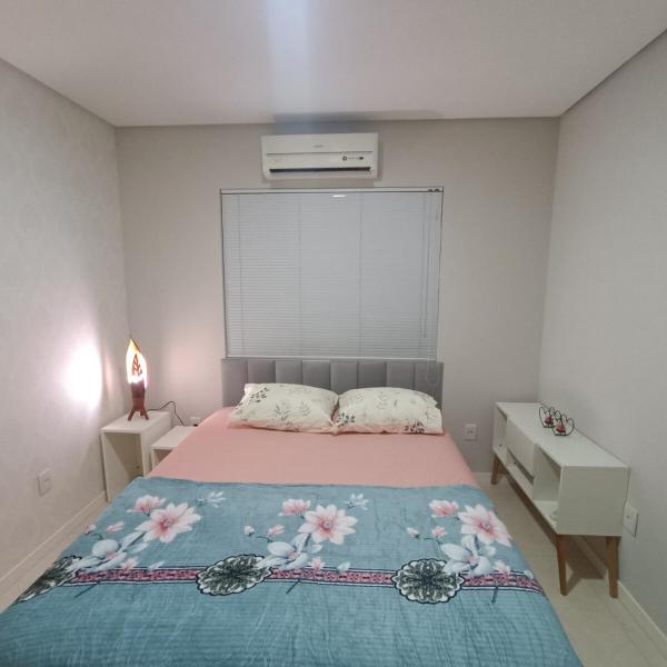 Apartamento térreo aconchegante com estacionamento na porta - Foto 2