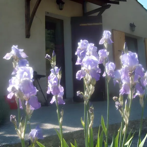 Location Gîte Les Iris, hotell sihtkohas La Robine