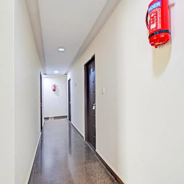 Super Hotel O Kondapur Hyderabad Formerly Dunes Inn، فندق في Kondapur