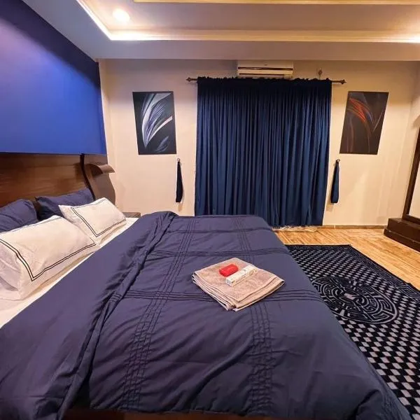 OSMA Living Full Furnished Apartment In Islamabad, hotel v destinaci Rávalpindí