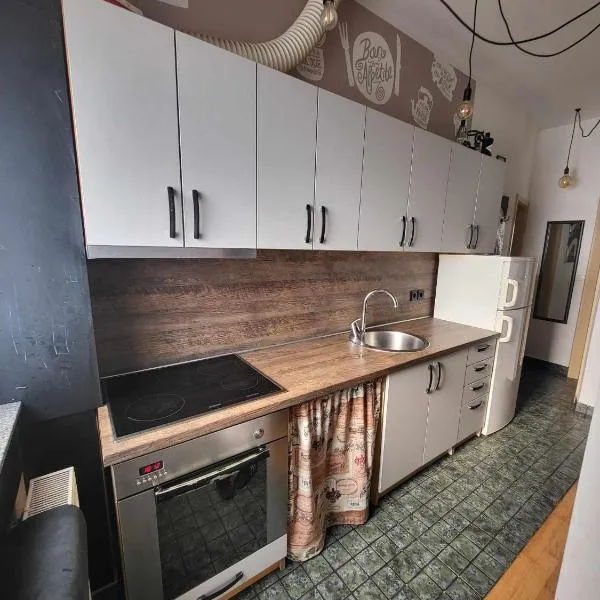 Studio AK, hotel in Žalec